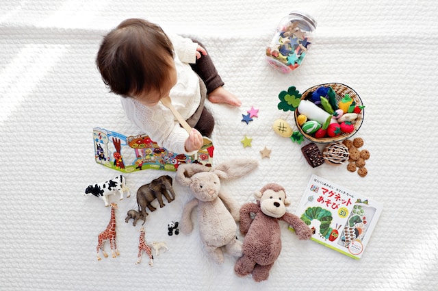 子供にとってぬいぐるみの効果は?子供はぬいぐるみが大好き。
